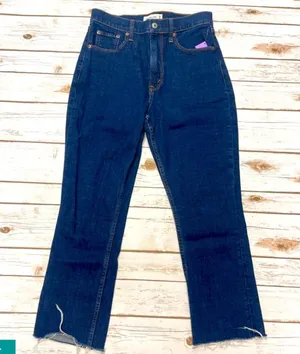 ABERCROMBIE 90s curve love high waisted relaxed jeans fray spring boho casual thumbnail 2