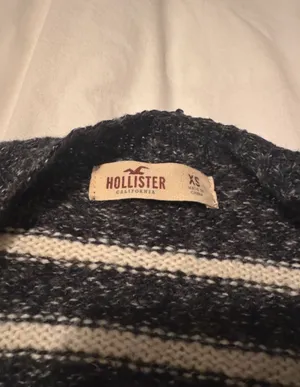 Hollister Cardigan thumbnail 2