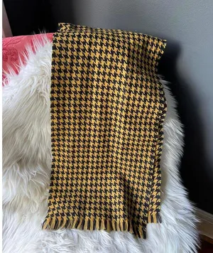Houndstooth Patterned Women's Scarf with Fringe Black thumbnail 1