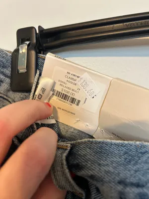AGOLDE Mid-Rise Relaxed Boot Jeans thumbnail 6