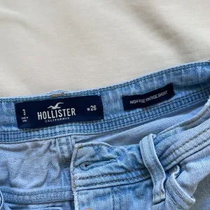 Vintage wash jean shorts thumbnail 2