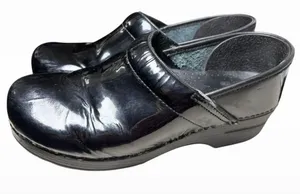 Dansko Professional Black Patent Leather Clogs Womens 10.5 EU 41 Nursing Shoes thumbnail 1