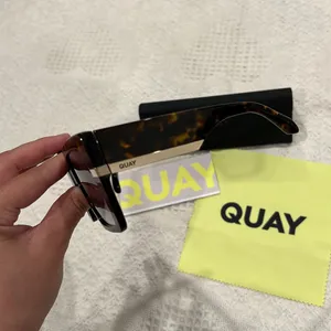 QUAY NOTORIOUS SUNGLASSES thumbnail 2