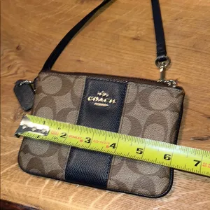 Coach Signature Tan Black Wristlet credit card and key chain classic monogram thumbnail 5