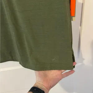 ❤️Freely Olive Green V thumbnail 2