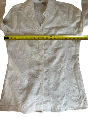 Peter Martin White Linen Floral Embroidered Button Up Shirt Womens Size Medium thumbnail 8