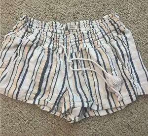 Roxy summer shorts  thumbnail 1