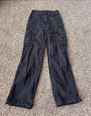 American Eagle Cargo Pants thumbnail 1