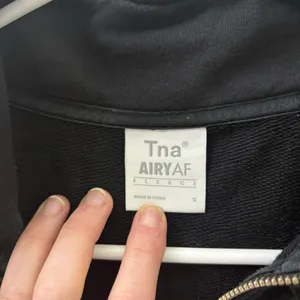TNA Airy AF Fleece Perfect Cropped Sweatshirt from Aritzia in Black thumbnail 5