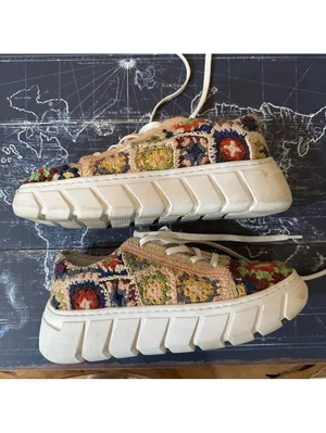 Free People “Catch Me If You Can” Crochet Sneakers – Size 38/8 thumbnail 3