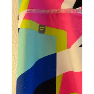 Fabletics Geometric Abstract Print Cropped‎ Leggings Crossover Waist Multi-Color thumbnail 4