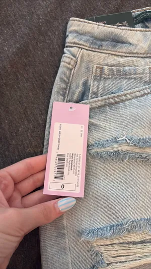 Wild Fable Mid-Rise Curvy Jean Shorts thumbnail 5