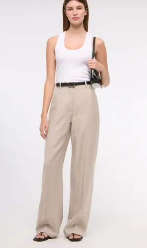 Abercrombie Trousers thumbnail 1