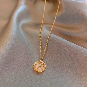 NEW 14k Gold-Plated Moon & Star Pendant‎ Necklace thumbnail 6