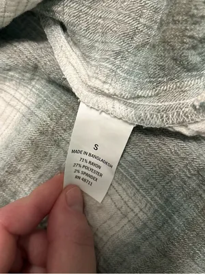Falls Creek Sage Green and White Plaid Button-Down Shirt thumbnail 4