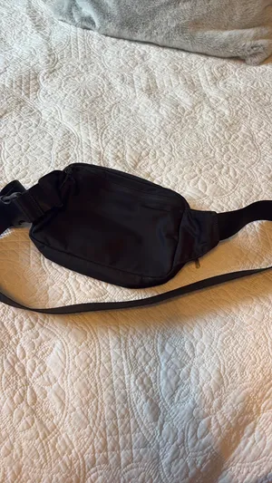 Lululemon Belt Bag thumbnail 3