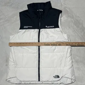The North Face Vest Jacket Everyday Puffer Lightweight Womens SZ M Johnson Logo thumbnail 4