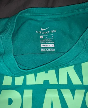 Nike Dri-Fit Short Sleeve Shirt thumbnail 3