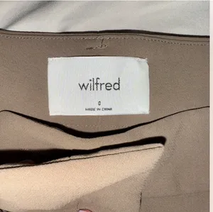 Aritzia Wilfred Shorts thumbnail 2