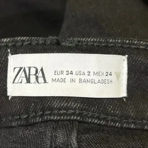 Zara Black Denim High Rise Slim Fit Skinny Leg Super Stretch Ankle Pants Jeans 2 thumbnail 3