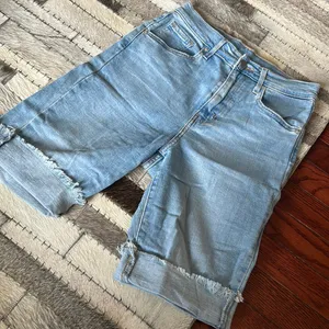 Levi's Light Washed Long Women’s Denim Shorts‎ thumbnail 1