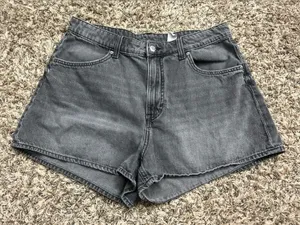 H&M & Denim High-Waist Black Wash Denim Women's Shorts Sz 12 thumbnail 1