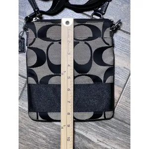 Coach Signature Stripe Swingpack Bag Black Grey‎ Jacquard Crossbody Small Y2K thumbnail 6