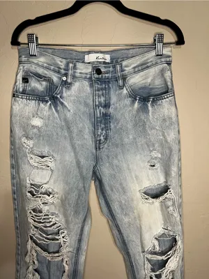 Kancan High Rise Button Fly Distressed Acid Wash Straight Leg Denim Jeans‎ thumbnail 3