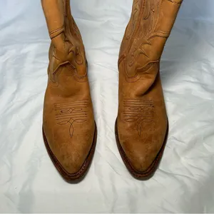 Frye vintage tan western cowboy pull on pointed toe boots women’s shoe size 7.5 thumbnail 4