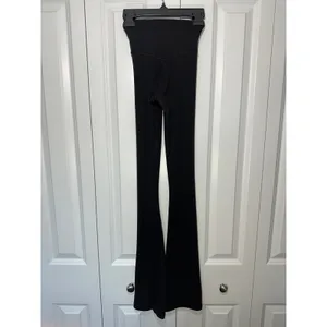 OFFLINE By Aerie Real Me High Waisted Crossover Flare Legging Womens XXS Black thumbnail 3