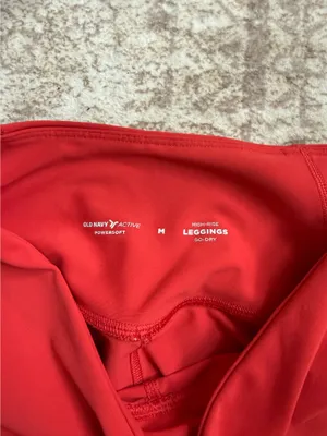 Old Navy Powersoft Leggings thumbnail 2