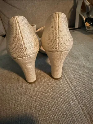 Life Stride Womens Gold Glitter Block Heel Sandals thumbnail 3