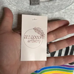 NWT ALLGOOD Artistry ‘Be You’ Skeleton Hand Rainbow Pride Sweatshirt Gray Sz Med thumbnail 5