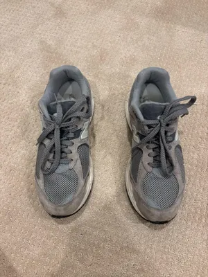 New Balance Sneakers Women’s 8 thumbnail 2