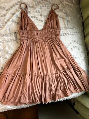 Dress thumbnail 2