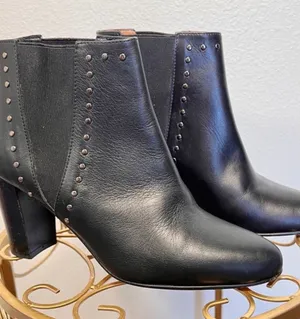 Patricia Green Black Leather Studded Chelsea Ankle Bootie Size 7 thumbnail 1