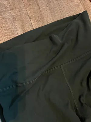 Lululemon Women’s Dark Green scalloped leggings thumbnail 7