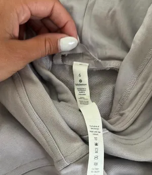 Lululemon Cropped Hoodie thumbnail 2