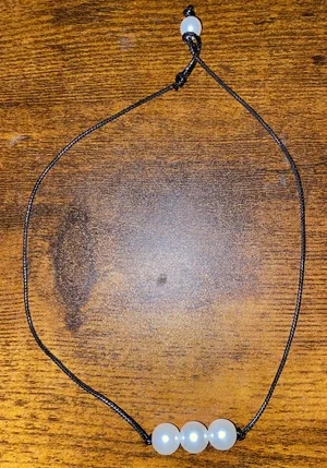 Amazon Clam Pearl Necklace thumbnail 1