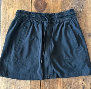 Athleta Black Zip Front Activewear Skort Size 4 thumbnail 1