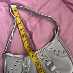 Goth Grunge Biker Y2K 2000s Style Trendy Silver Streetwear Bimbo Shoulder Hand Bag Purse Mcbling Faux Leather Studs #Acubi #Subversive #Streetwear #Punk #Baddie Measurement in pics thumbnail 5
