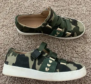 Jack Roger’s camo print slip on sneaker thumbnail 1