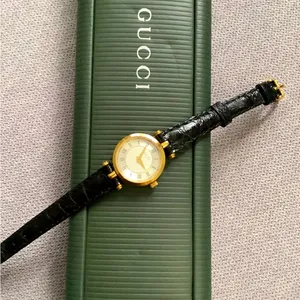 Ladies GUCCI SHELLY LINE watch 🔥🔥🔥 thumbnail 9