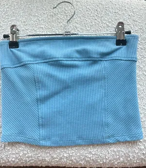 Urban Outfitters Top thumbnail 1