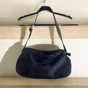 ✨coccinelle made in italy shoulder bag✨ Black thumbnail 3