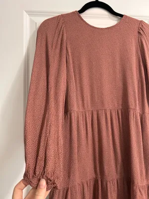 Abercrombie & Fitch Mauve Ditsy Polka Dot Tiered Mini Dress Size Small thumbnail 3