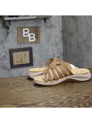 NWT Clarks Collection Womens Maelynn Abby Flat Sandals 26187072 Tan Brown 7W thumbnail 14