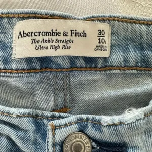 Abercrombie & Fitch Size 30/10 Women The Ankle Straight Ultra Hi Rise Jeans Blue thumbnail 8