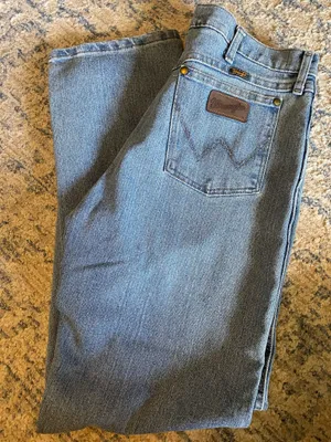 Wrangler Jeans thumbnail 1
