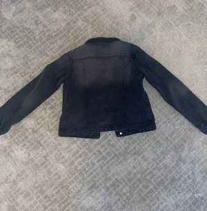 Black Jean Jacket Size XS thumbnail 2